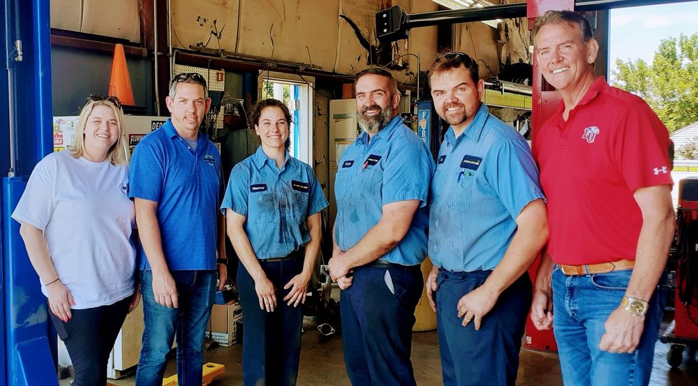 SNYDER’S CAR CARE Updated August 2024 10 Photos & 10 Reviews 4881