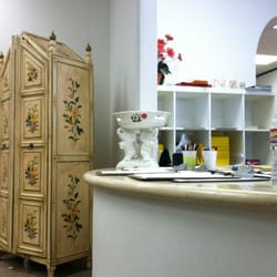 Mana Mri - Front desk