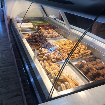 Baklovah Bakery - Desserts Near Me - San Antonio, Texas