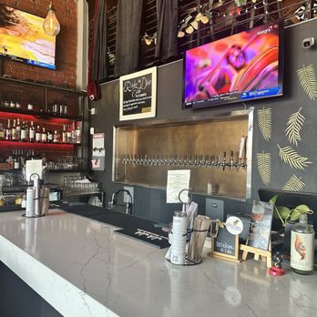 Relentless Brewing & Spirits - Taps - New American Near Me - Los Angeles, California