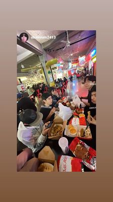 Baba's Hot Chicken by null