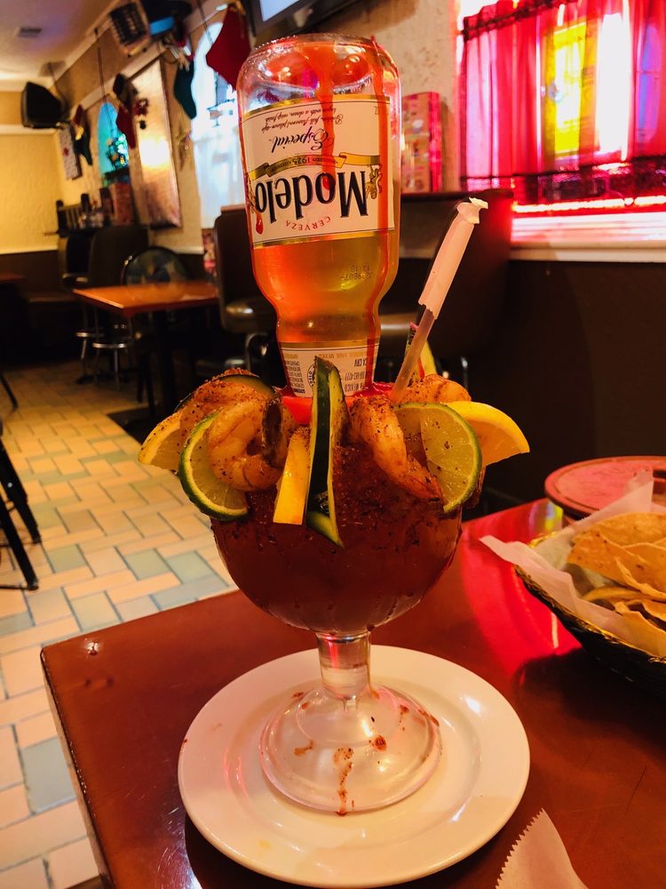 AMADA’S MEXICAN & CUBAN CAFE 54 Photos & 110 Reviews 340 W Lake St