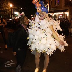 High Heel Race - Someone found nemo