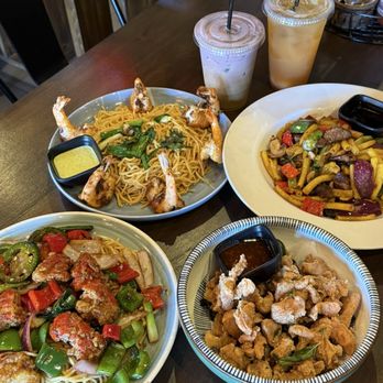 OMELI Kitchen - @ada.foodiee Lobster Garlic Noodles Cajun Tiger Prawn Garlic Noodles Popcorn Chicken Nui Xao Bo (Macaroni Filet Mignon Beef) - Vietnamese Near Me - Fullerton, California