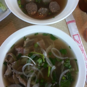 Pho Vista - #9 Tai Gan (rare steak & tendon). Side of meatballs - Vietnamese Near Me - Vista, California Pho Vista - #9 Tai Gan (rare steak & tendon). Side of meatballs - Vietnamese Near Me - Vista, California