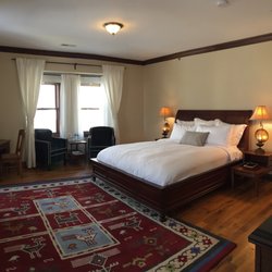Dartmouth House - Seneca Room