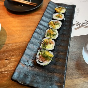 TenTen - Salmon maki - Japanese Near Me - Austin, Texas