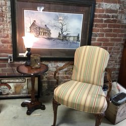 Second Chance Consignment Boutique - Great finds every day!