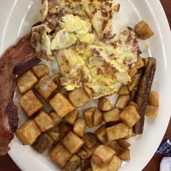 Ely's Restaurant - Two eggs breakfast - Breakfast & Brunch Near Me - Las Vegas, Nevada Ely's Restaurant - Two eggs breakfast - Breakfast & Brunch Near Me - Las Vegas, Nevada