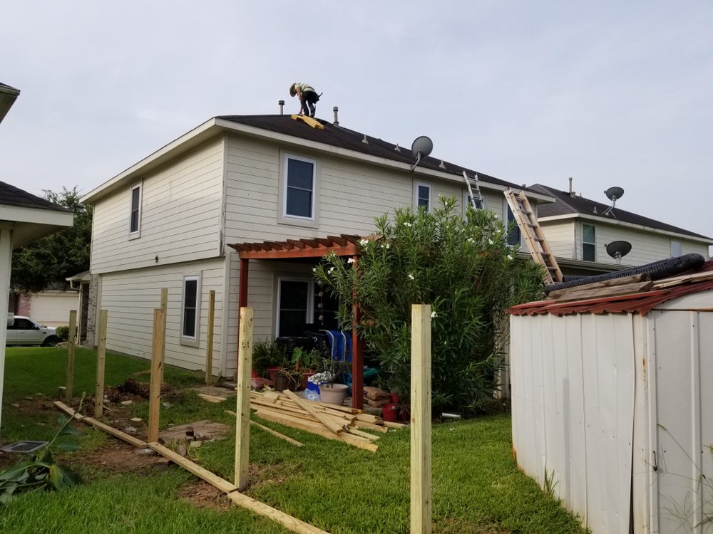 Slide of Casanova Roofing