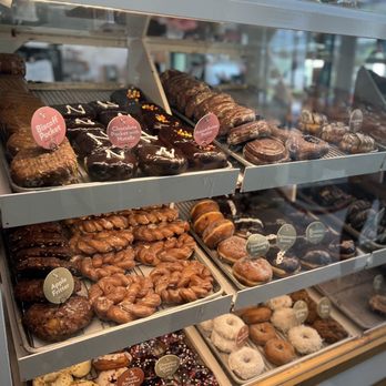 Stan's Donuts & Coffee - Donuts Near Me - Chicago, Illinois Stan's Donuts & Coffee - Donuts Near Me - Chicago, Illinois
