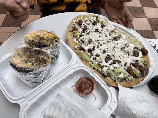 Tacos Carlitos: A Review of the "Best Damn Tacos in Town"