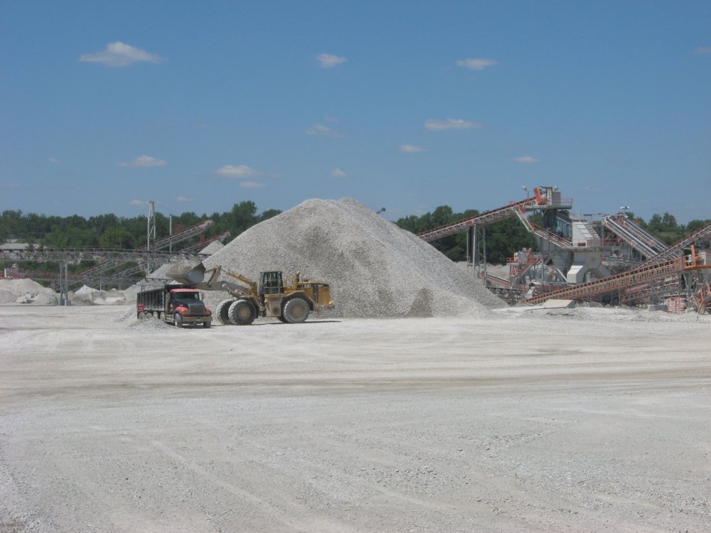 HANSON AGGREGATES 4200 S Harding St, Indianapolis, Indiana Building