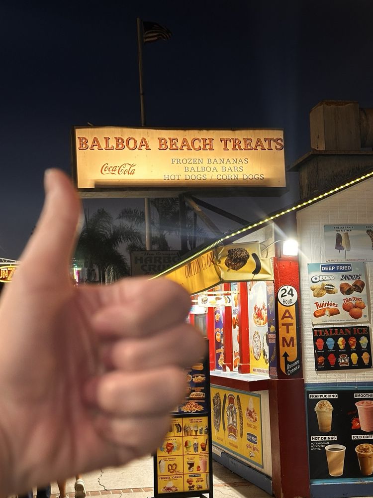 Balboa Beach Treats Logo