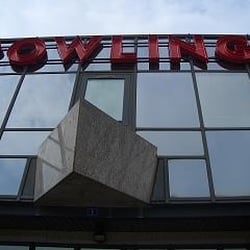 Bowling de l'Aérodrome - La façade du bowling