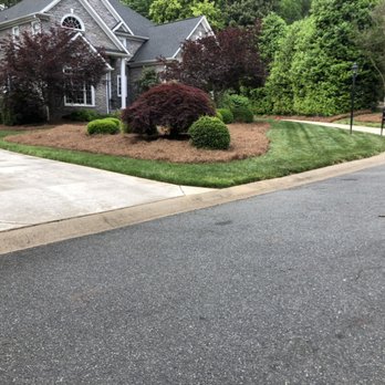 Quality Pine Needles - a driveway and landscaping - Landscaping Near Me - Mount Croghan, South Carolina