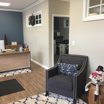 RE/MAX River's Edge - Real Estate Agents Near Me - Barrington, Rhode Island RE/MAX River's Edge - Real Estate Agents Near Me - Barrington, Rhode Island