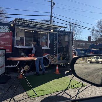 Da Cocinita Magic Tacos - Food truck - Food Trucks Near Me - Atlanta, Georgia Da Cocinita Magic Tacos - Food truck - Food Trucks Near Me - Atlanta, Georgia