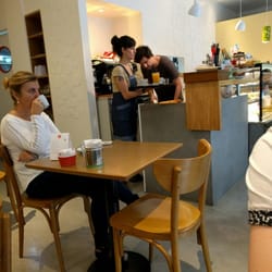 Delicious Café - Inside