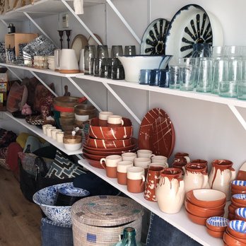 Mrs.Mandolin Boutique - Beautiful glassware, serving dishes, utensils, hand crafted plates and more - Home Decor Near Me - Miami, Florida