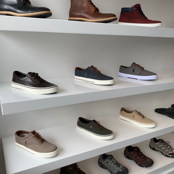 sneaker warehouse new york