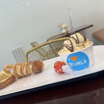 Kurly Kürtősh Café - Desserts Near Me - Nutley, New Jersey