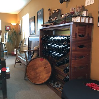 Zerba Cellars Tasting Room - Nice relaxing laid back winery with very friendly staff. - Wineries Near Me - Dundee, Oregon Zerba Cellars Tasting Room - Nice relaxing laid back winery with very friendly staff. - Wineries Near Me - Dundee, Oregon