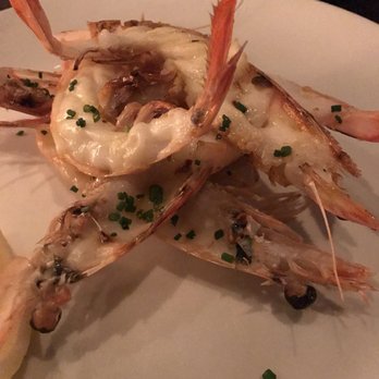 Hugos Manly - Grilled Yamba King Prawns with chili flakes and garlic butter. Unbelievable. - Pizza Near Me - Manly, NSW Hugos Manly - Grilled Yamba King Prawns with chili flakes and garlic butter. Unbelievable. - Pizza Near Me - Manly, NSW