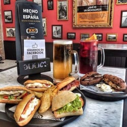100 Montaditos - Nuova apertura a Napoli: Il 29 arriva 100 Montaditos. Conoscete già questa catena spagnola?  Ph. 100 Montaditos