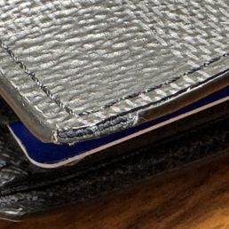Edge falling apart exactly after 1 year Edge falling apart exactly after 1 year