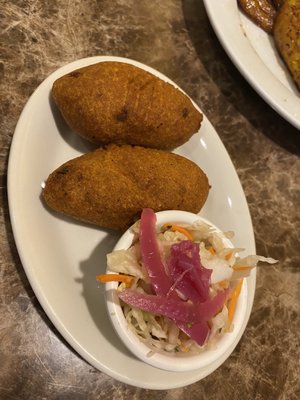 Pupuseria y Restaurante Platano by null