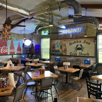 Bubba Jax Crab Shack - Indoor seating - Seafood Near Me - Valdosta, Georgia