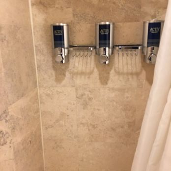 Four Points by Sheraton Melville Long Island - Shampoo, soap, dispenser - Hotels Near Me - Plainview, New York Four Points by Sheraton Melville Long Island - Shampoo, soap, dispenser - Hotels Near Me - Plainview, New York
