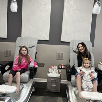 2K Nails - Nail Salons Near Me - Fargo, North Dakota