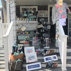 Mustique at Hampton House - Shopping outside is available for your safety and convenience.