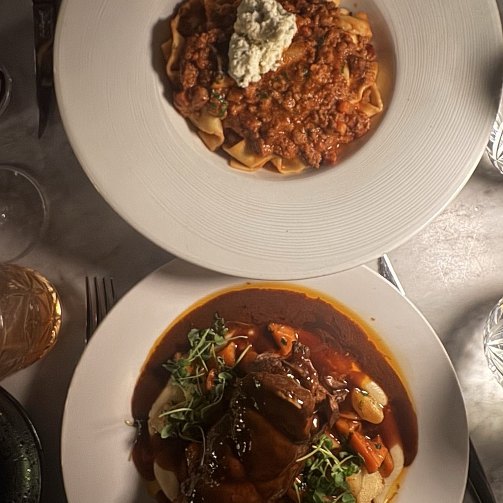 1928 Beacon Hill - bolognese, braised short rib - American Near Me - Boston, Massachusetts