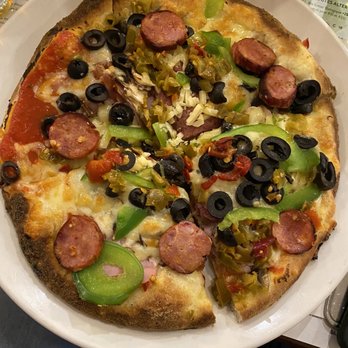 Il Focolaio - Pizza Near Me - Montreal, Quebec