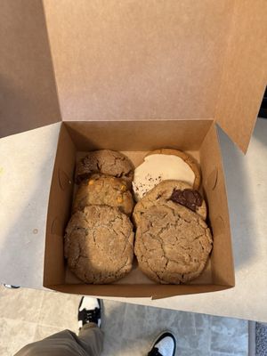 Jen's Pastries by null