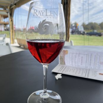 Rayson Winery & Vineyards - Crystal glass - Wineries Near Me - Mocksville, North Carolina Rayson Winery & Vineyards - Crystal glass - Wineries Near Me - Mocksville, North Carolina