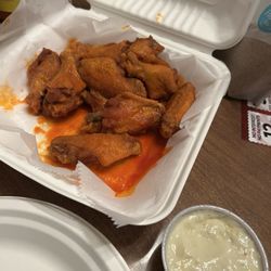 Fritz's Pizza & Subs - Wings