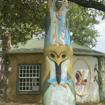 Ed Galloway's Totem Pole Park - Art Museums Near Me - Chelsea, Oklahoma