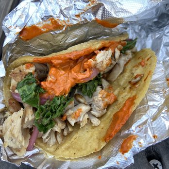 Eight Row Flint - Chicken Taco - Gastropubs Near Me - Houston, Texas Eight Row Flint - Chicken Taco - Gastropubs Near Me - Houston, Texas