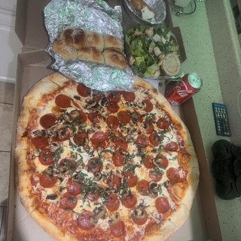 Italia Express Cedar Springs - Pepperoni Caesar Salad Large Cannoli - Italian Near Me - Dallas, Texas Italia Express Cedar Springs - Pepperoni Caesar Salad Large Cannoli - Italian Near Me - Dallas, Texas