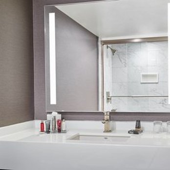 Teaneck Marriott at Glenpointe - Hotels Near Me - Teaneck, New Jersey
