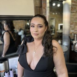 Stage Hair Salon
