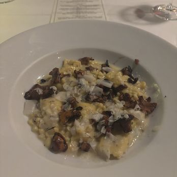 The Mountain House - Agnolotti - New American Near Me - Woodside, California