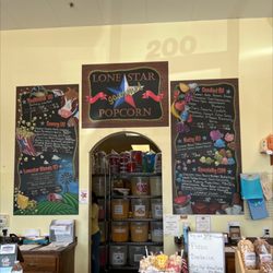 Lonestar Gourmet Popcorn - Lots of variety