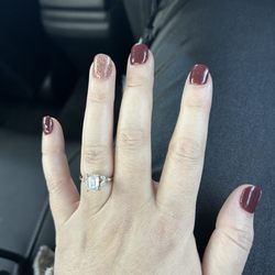 Queen Nails