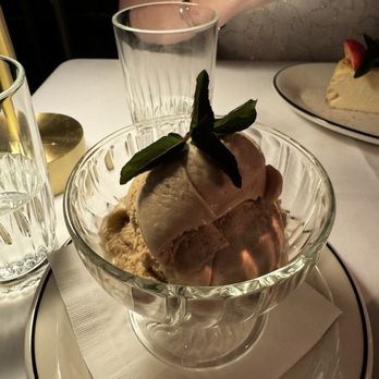 Sinatra - Coffee gelato - Italian Near Me - Nashville, Tennessee