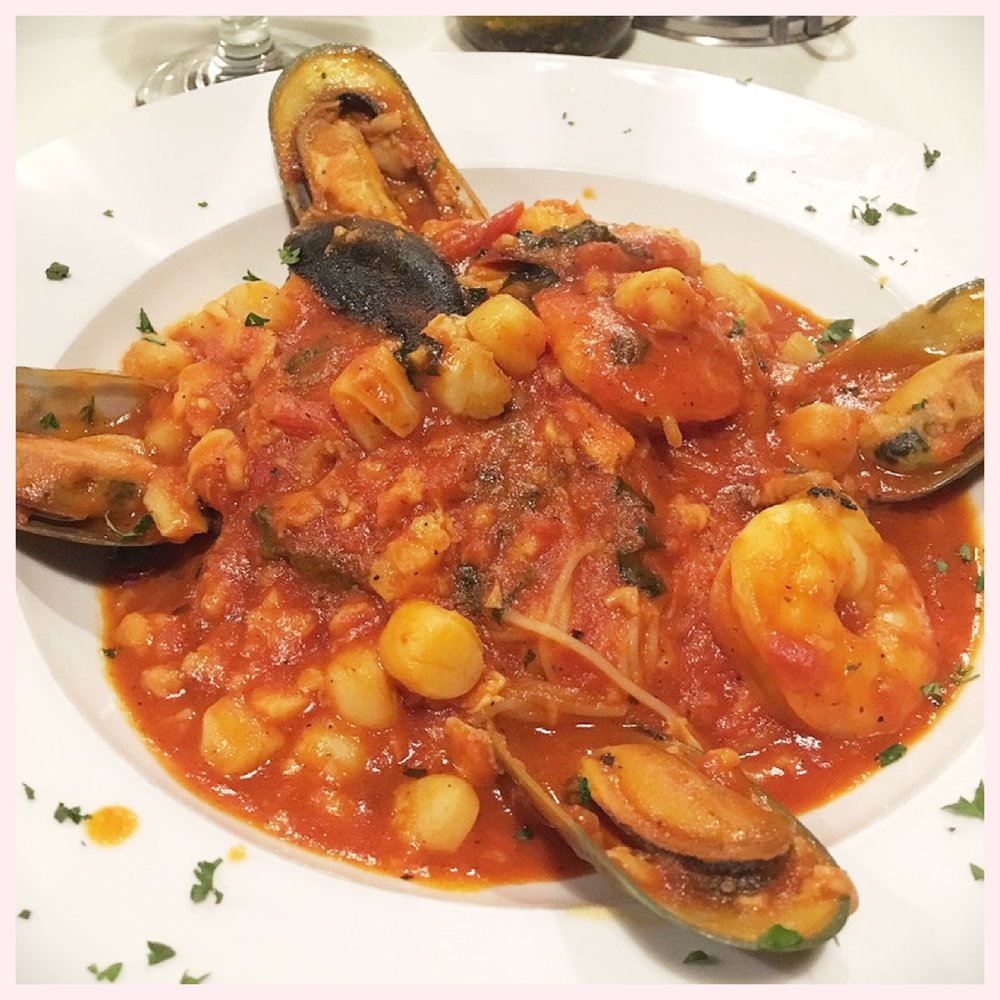 FLORIO’S ITALIAN RESTAURANT & GRILLE 66 Photos & 93 Reviews 7300 S
